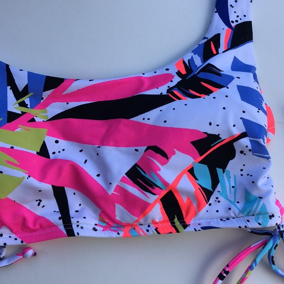 Body Glove | Maxim Cut out Bikini Top in Groovy - Picture 5 of 8